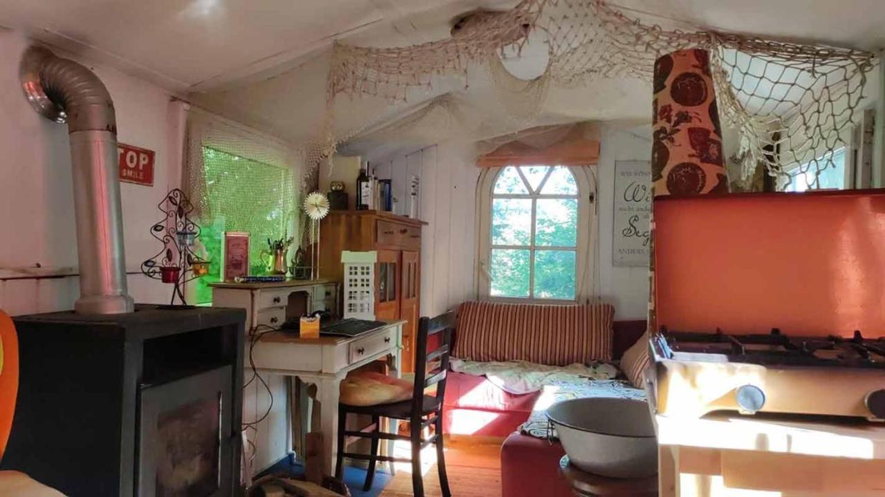 Trailer - Dschungel Lodge Kups Exterior photo